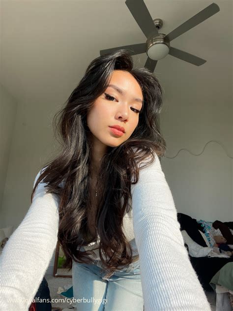 cyberbully gigi femdom